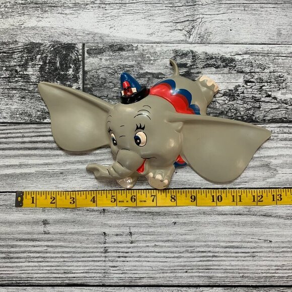 Rare Walt Disney Herstellung Germany Flying Dumbo Plastic Wall Decor Art 3D - Picture 5 of 7
